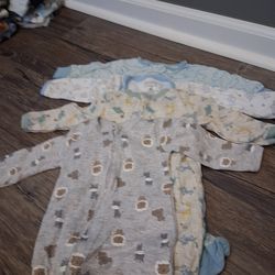 Baby Boy Variety long-sleeved onsies, suits, shoes. 3-6 M