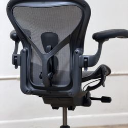 Herman Miller Remastered Aeron PostureFit SL Size A Office Gaming Chair