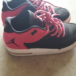 Jordan's girl's size 4.5