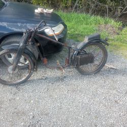 It Needs A lot Of Work  Vintage 1030s Motor Bike Make Me An Offer
