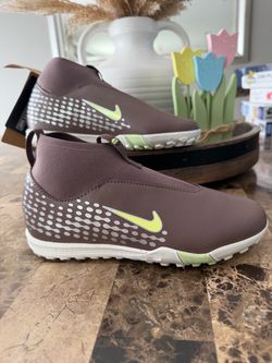 NIKE KIDS ZOOM MERCURIAL SUPERFLY 10 ACADEMY KYLIAN