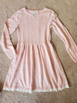 Girls dress size 6-8Y