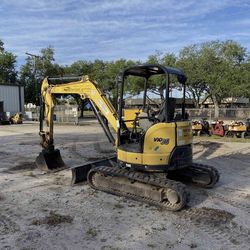 MINI EXCAVATOR 7,000 - 9,000 LB DIESEL ROPS