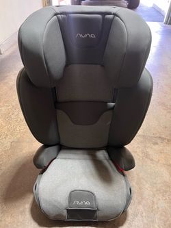 Nuna  AACE Booster Car Seat