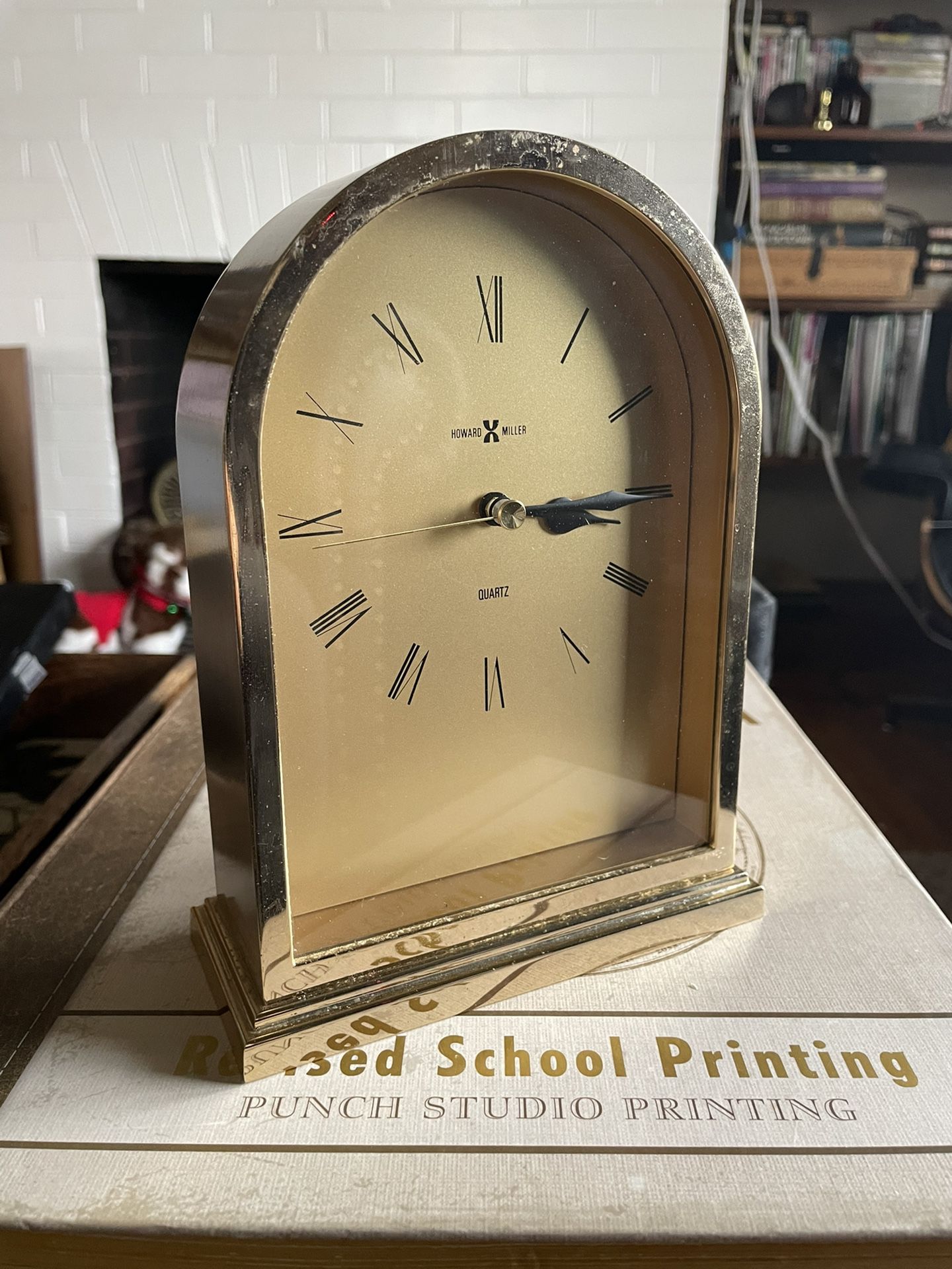 Howard Miller Brass Finish Mantle Desk Table Quartz Clock