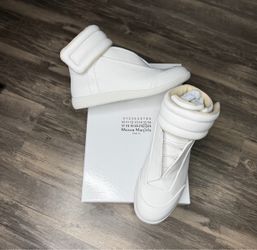 Brand New Maison Margiela Sneakers With Box And Dust Cover