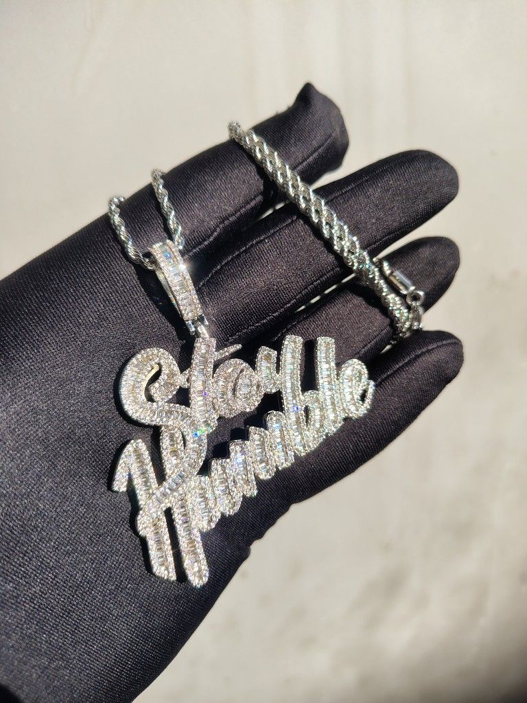 Stay Humble Pendant & 24 Inch Rope Chain