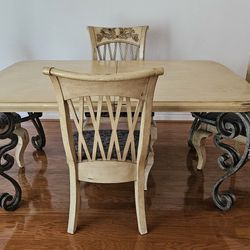 Faux Vintage Distressed Table With Four Chairs