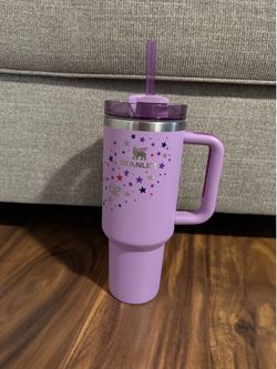 Olivia Rodrigo Stanley water bottle