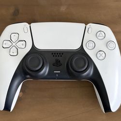 PS5 Controller White