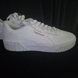 PUMA WHITE SNEAKERS 