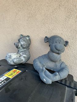 Disney Winnie the Pooh and Tigger wall flower pots
