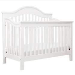 White Baby Crib WITH Crib mattress 