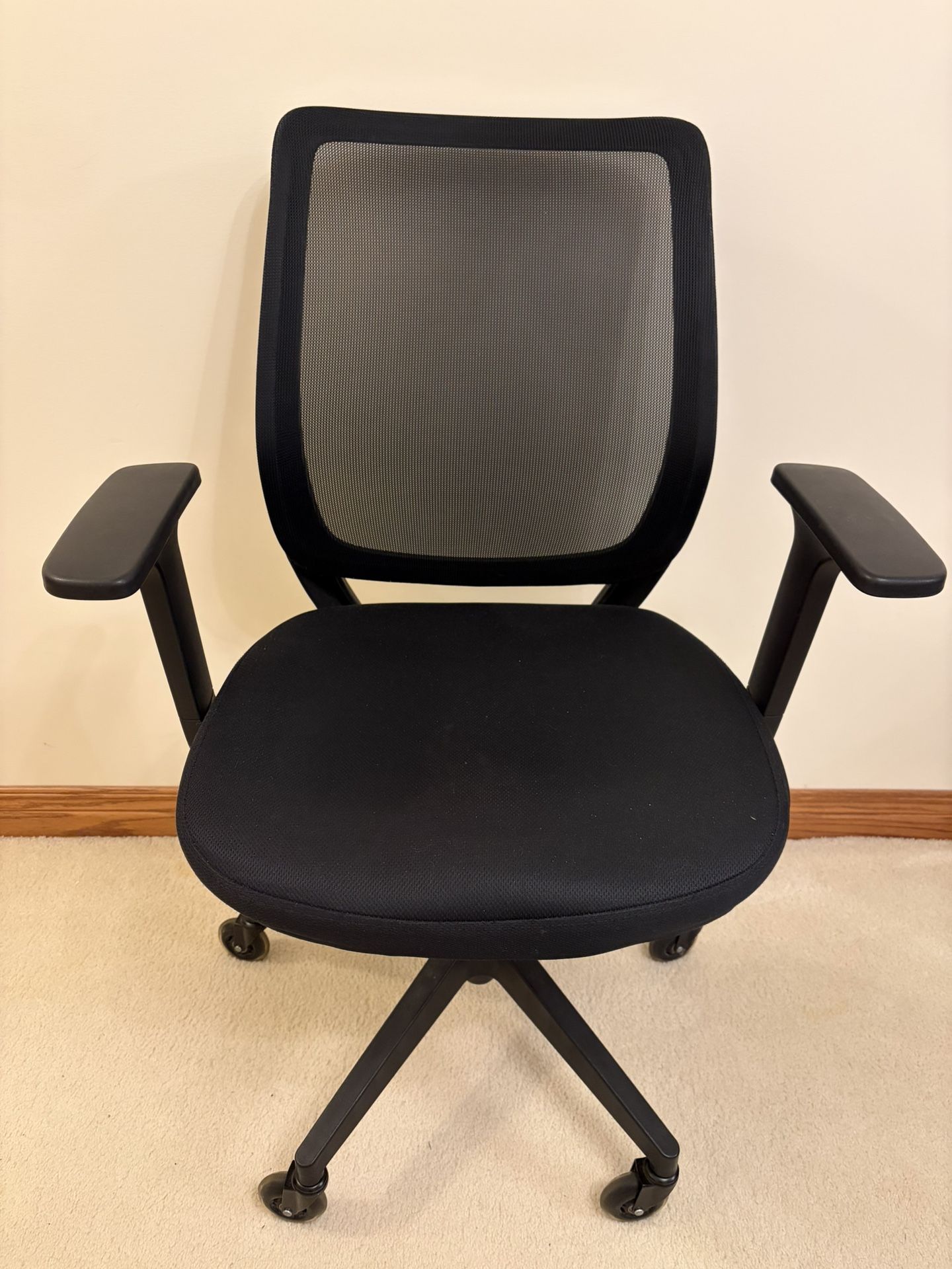 Staples Essentials Ergonomic Fabric Swivel Task Chair