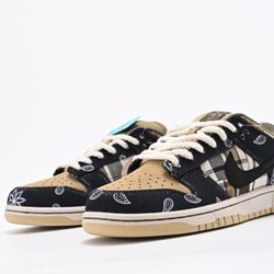 Nike Sb Dunk Low Travis cott