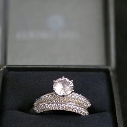 Lustro Stella Wedding Set, with Finest CZ Stones.