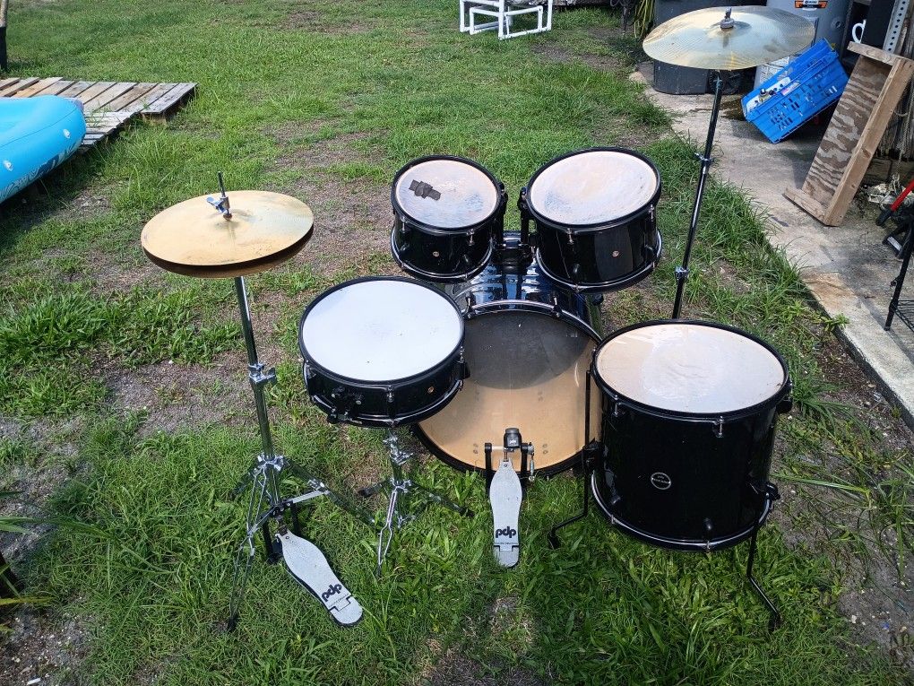 PDP Drums 5 Piece With Hi-hat and Cymbal 