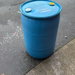 Blue Barrel, Blue Plastic Drum, 55 Gallon, Food Grade