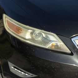 Headlight Ford Taurus 2010-2012 Assembly 