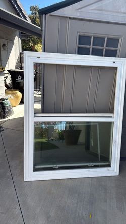 White vinyl single-hung window