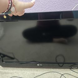 40 Inch LG tv With DVD Player 