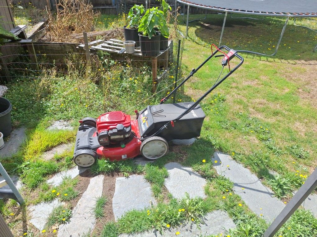 Troy-bilt Lawnmower  163cc