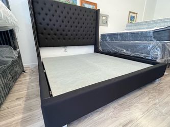 New 🛏️ Luxury Black Bed Frame – Modern, Elegant & On Sale Now ⭐️ Available In King & Queen ⭐️ $0 Down Finance Available