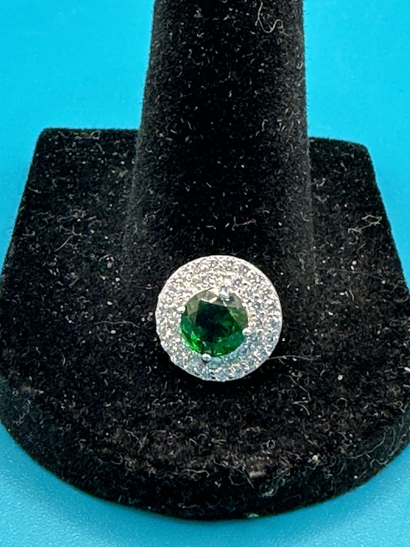 New Demi-Parure Emerald 3.50 Ct Halo Earrings & Emerald 2.40 Ct Halo Pendant 925T Total Weight Is 4.67 Grams Beautiful