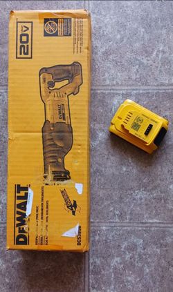 Makita saw new.