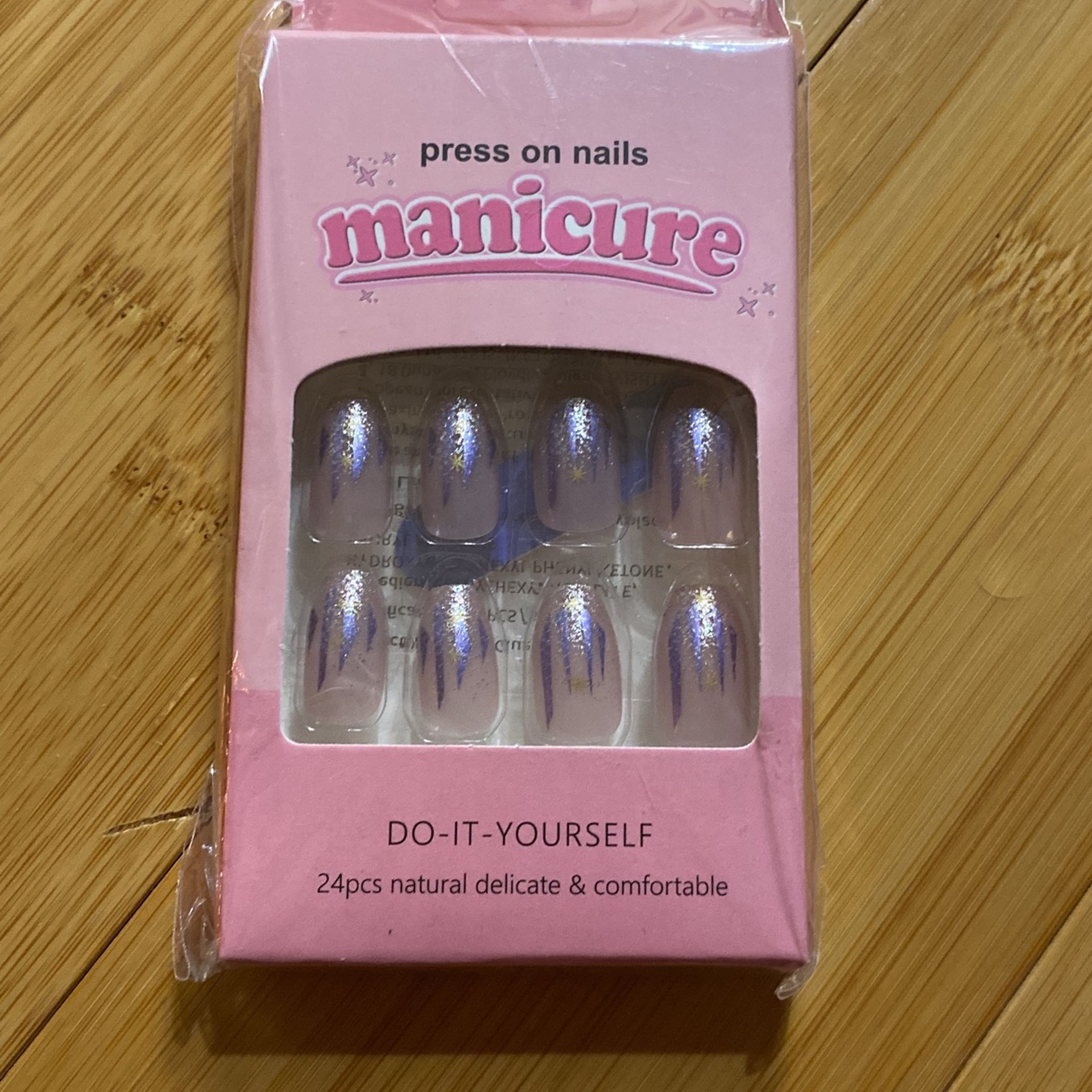 Press On NAILS