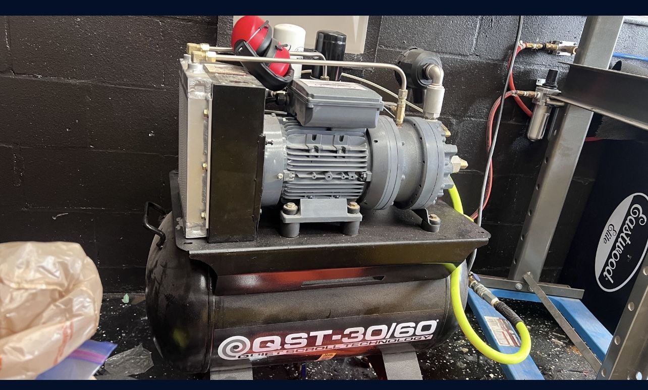 Eastwood Quiet Scroll Air Compressor