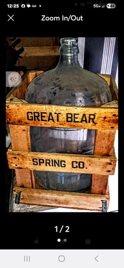 GREAT BEAR SPRING CO. Antique 5 Gallon GLASS JUG IN WOODEN CRATE 