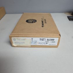 Allen-Bradley. -   output module