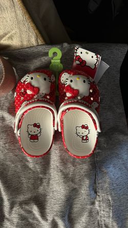 Toddler Hello Kitty Crocs 7c