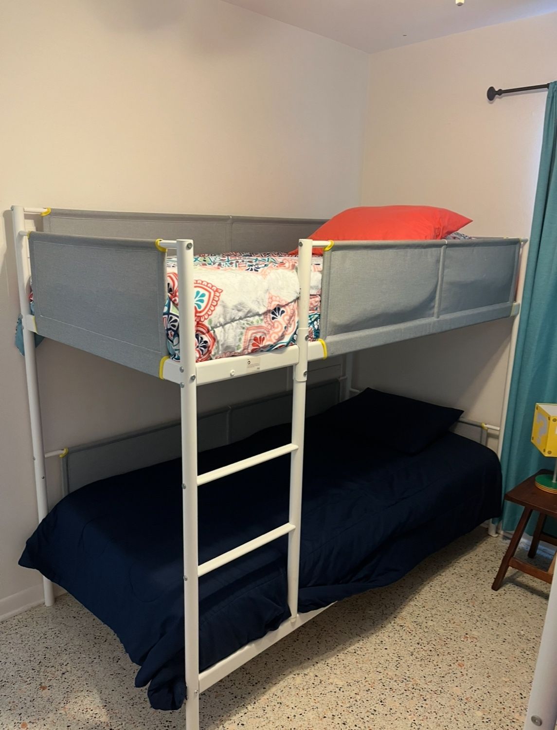 Twin Bunk Beds