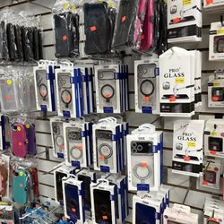 iPhone 17 Cases