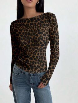 Leopard Print top size XS