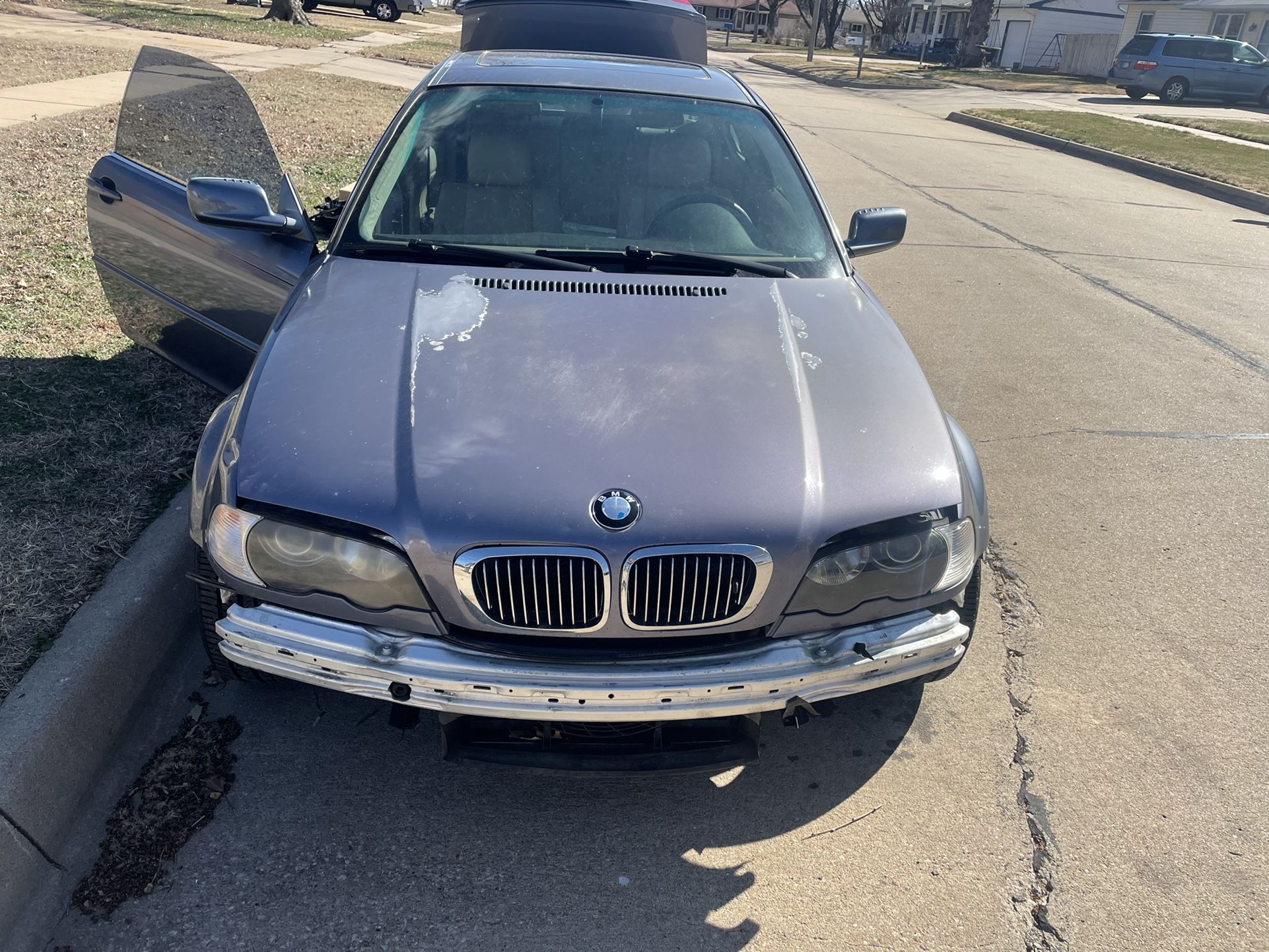 2001 BMW 325i