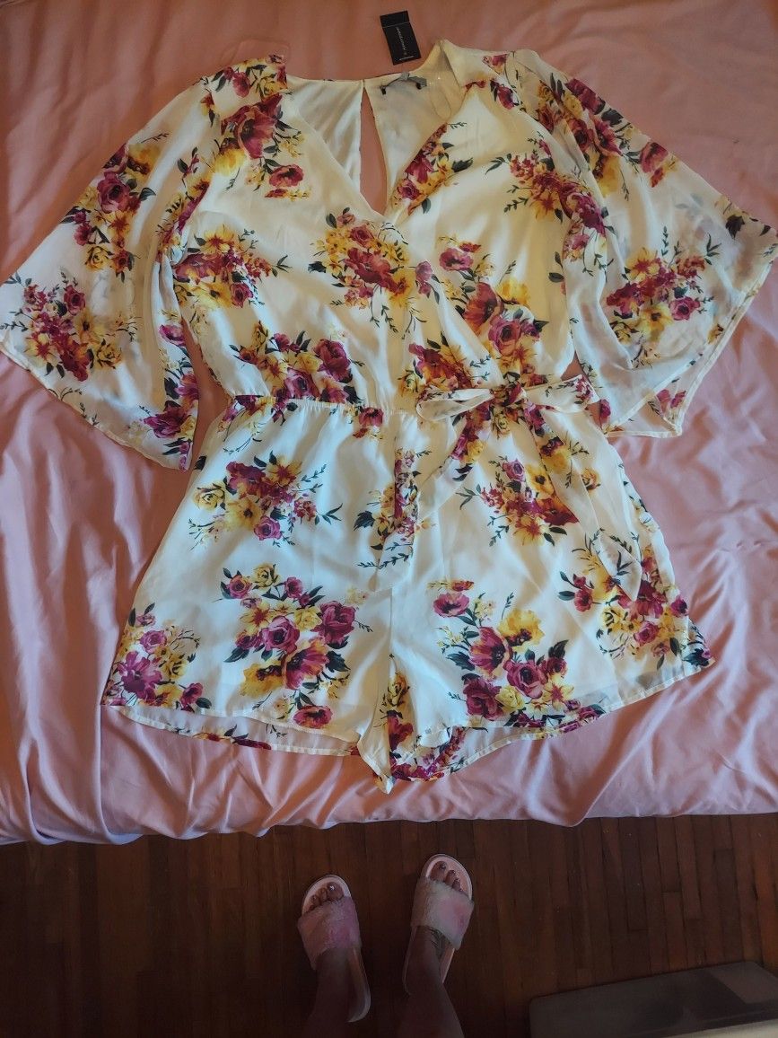 Ashley Stuart Beautiful Floral Romper