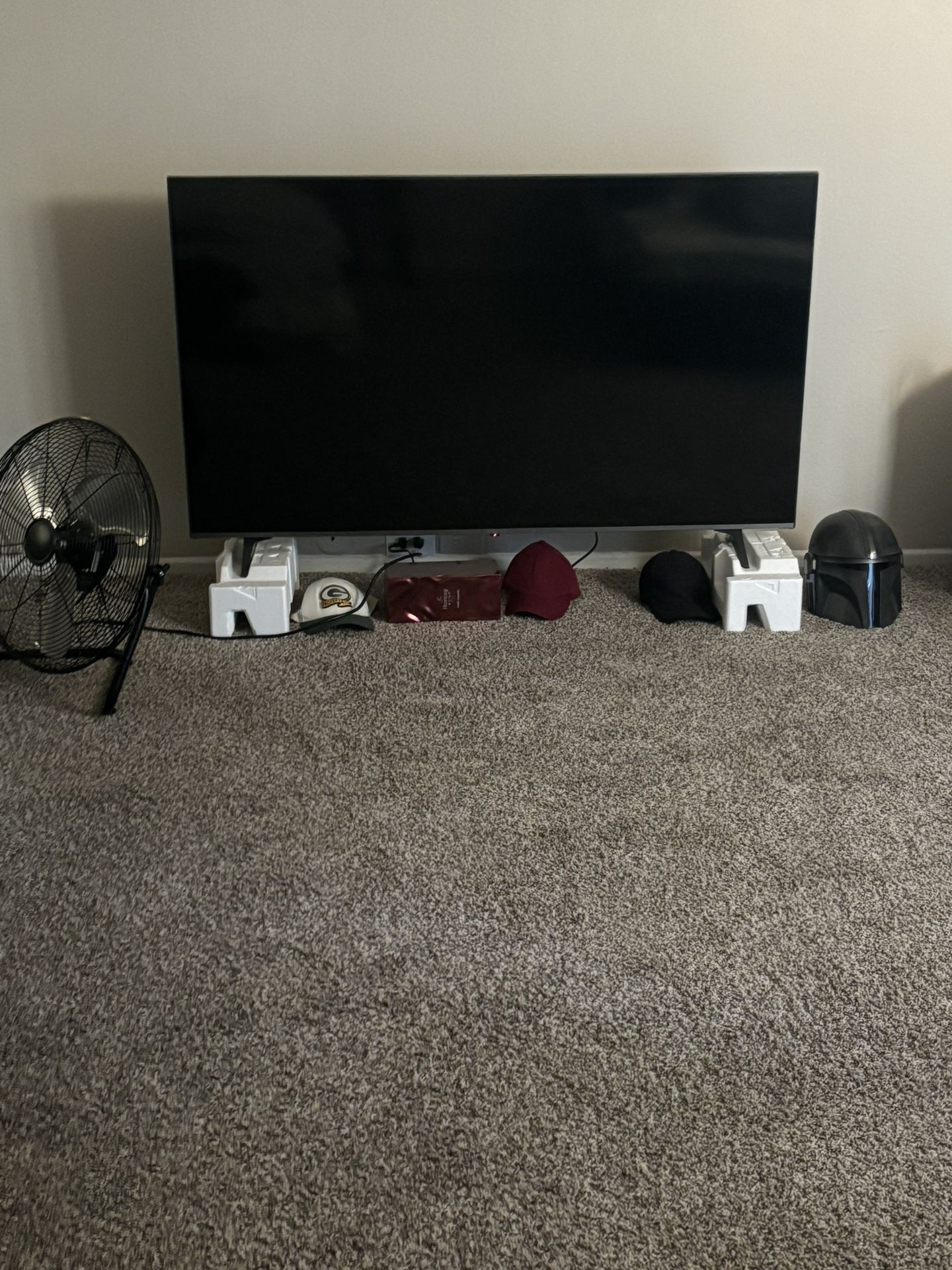 LG 75” UHD 4K Smart TV (AI ThinQ, Model 75UQ80) – Like New!