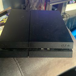 PS4 Used But Works 