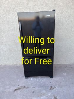Whirlpool Bottom Freezer Refrigerator 21 cu ft Cap⁰00acity (Dimensions:32"1/2 w 30" D 68"1/2 H