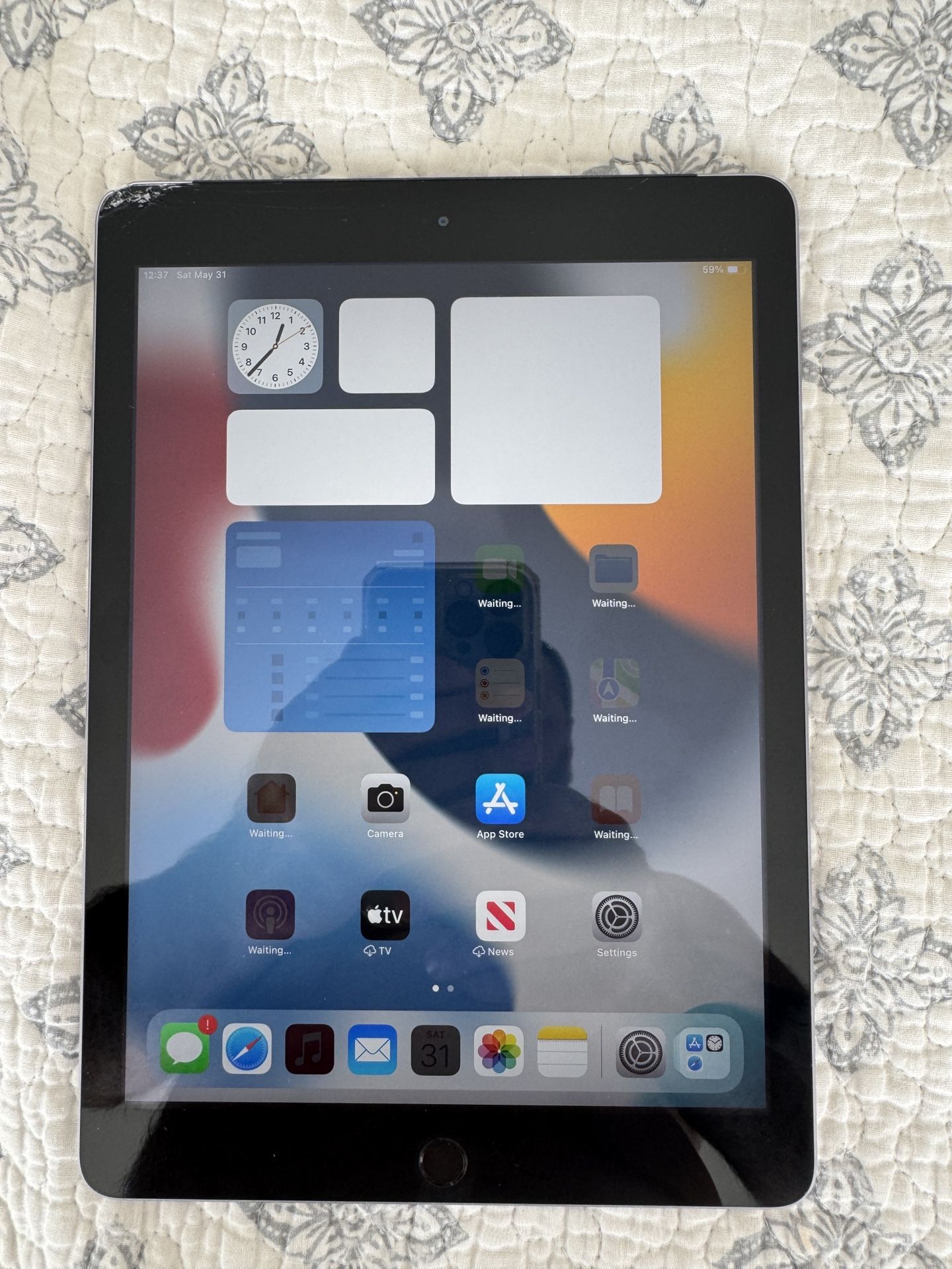 ipad 5th 32 Gb Cellular Unlocked 