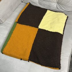 Vintage Knitted Blanket Retro Design 
