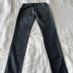 Stylish Pockets Jeans pants / Denim Size 2. Beautiful Wash And Quality. Low Rise