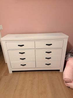 White 8-Drawer Double Dresser