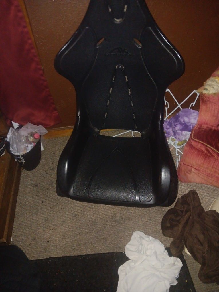 Plastic Game Chair