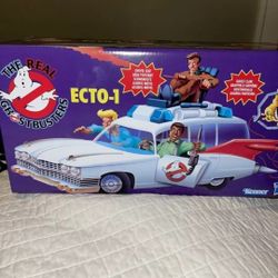 Brand New ECT0-1 The Real Ghostbusters Automobile.Hasbro