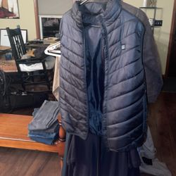 Heated Puffer Vest  Extra Large