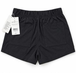 Beyond Yoga Short- BRAND NEW (M)